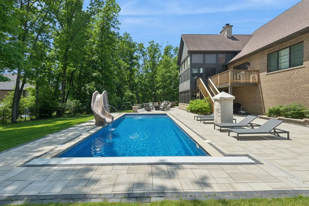 7817 West Emma Court Orland Park IL 60462