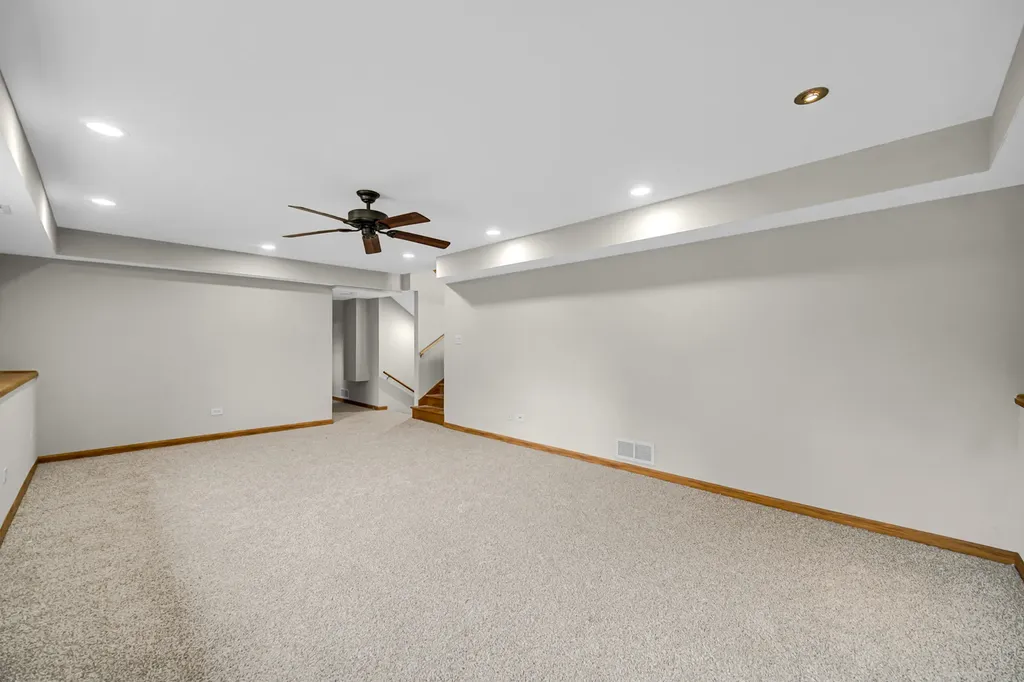 4224 Ashcott Lane Plainfield IL 60586
