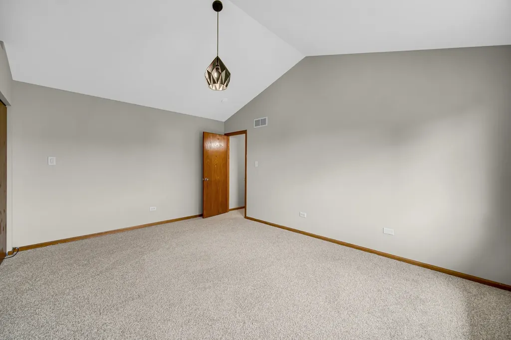 4224 Ashcott Lane Plainfield IL 60586