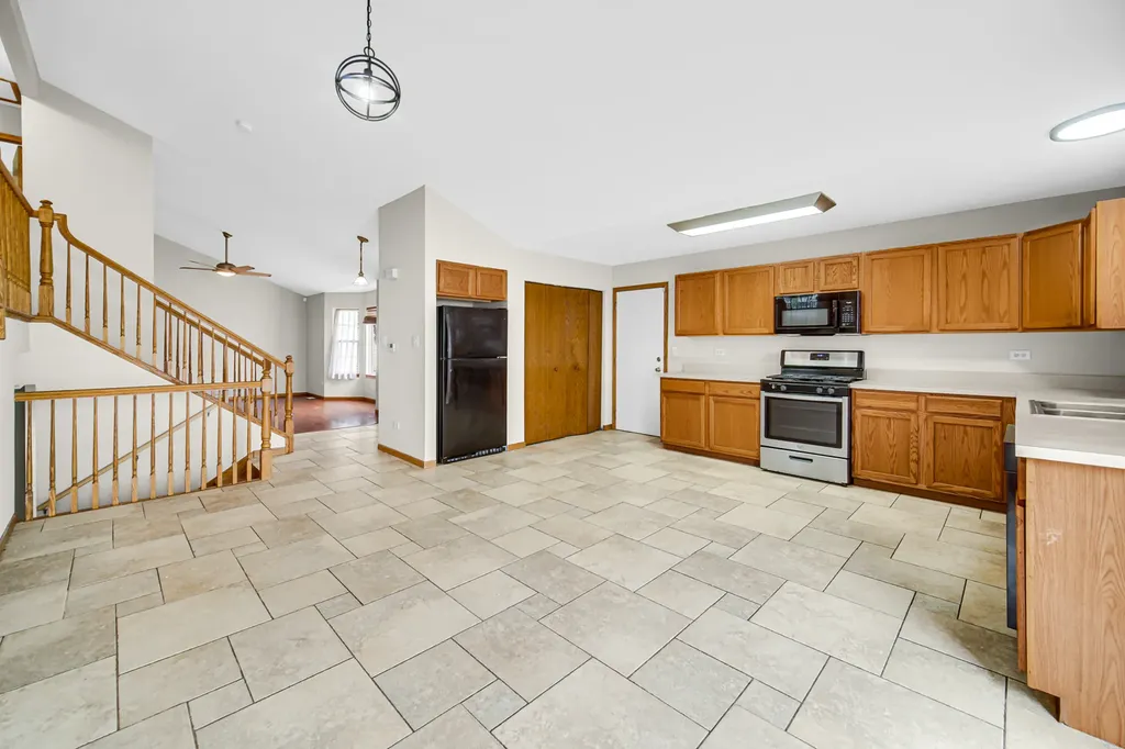 4224 Ashcott Lane Plainfield IL 60586