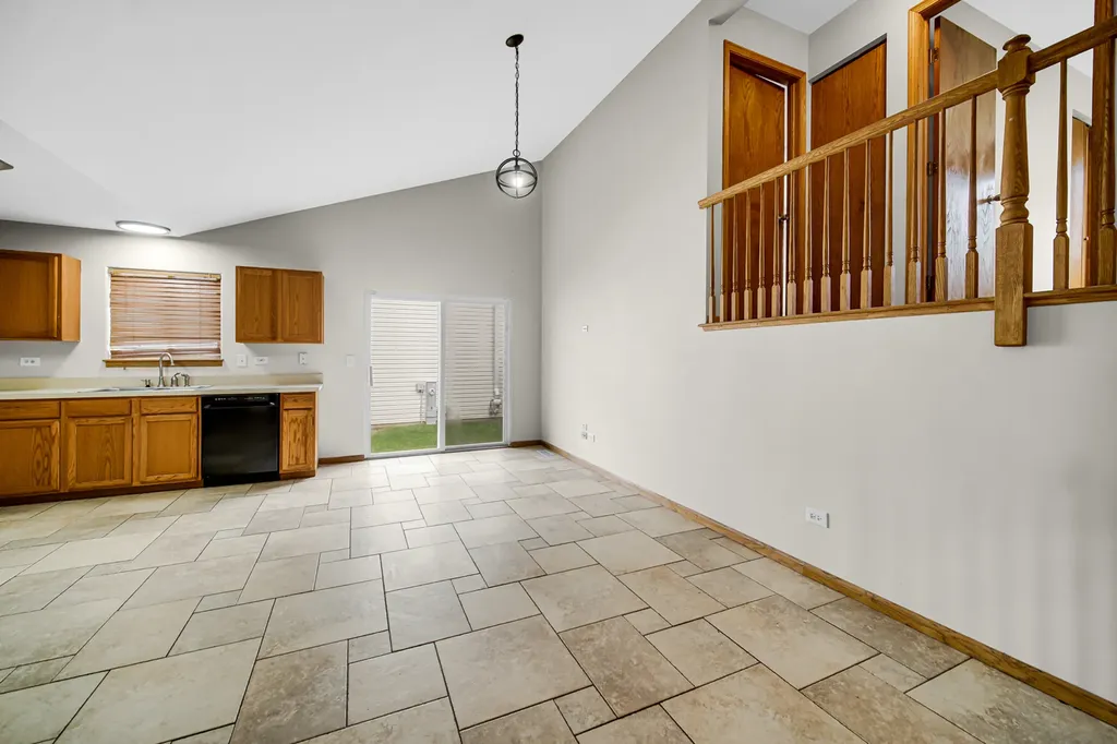 4224 Ashcott Lane Plainfield IL 60586