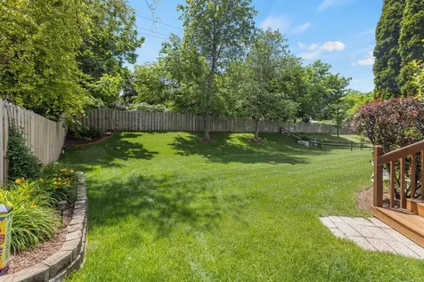 1080 Victoria Drive Fox River Grove IL 60021