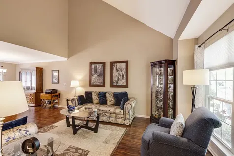 1080 Victoria Drive Fox River Grove IL 60021
