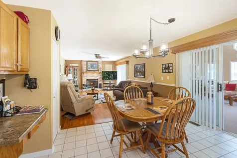 1080 Victoria Drive Fox River Grove IL 60021