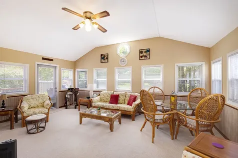 1080 Victoria Drive Fox River Grove IL 60021