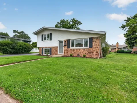 10818 South Plahm Court Worth IL 60482