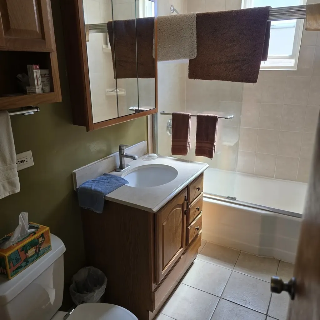6213 West Newport Avenue Chicago IL 60634