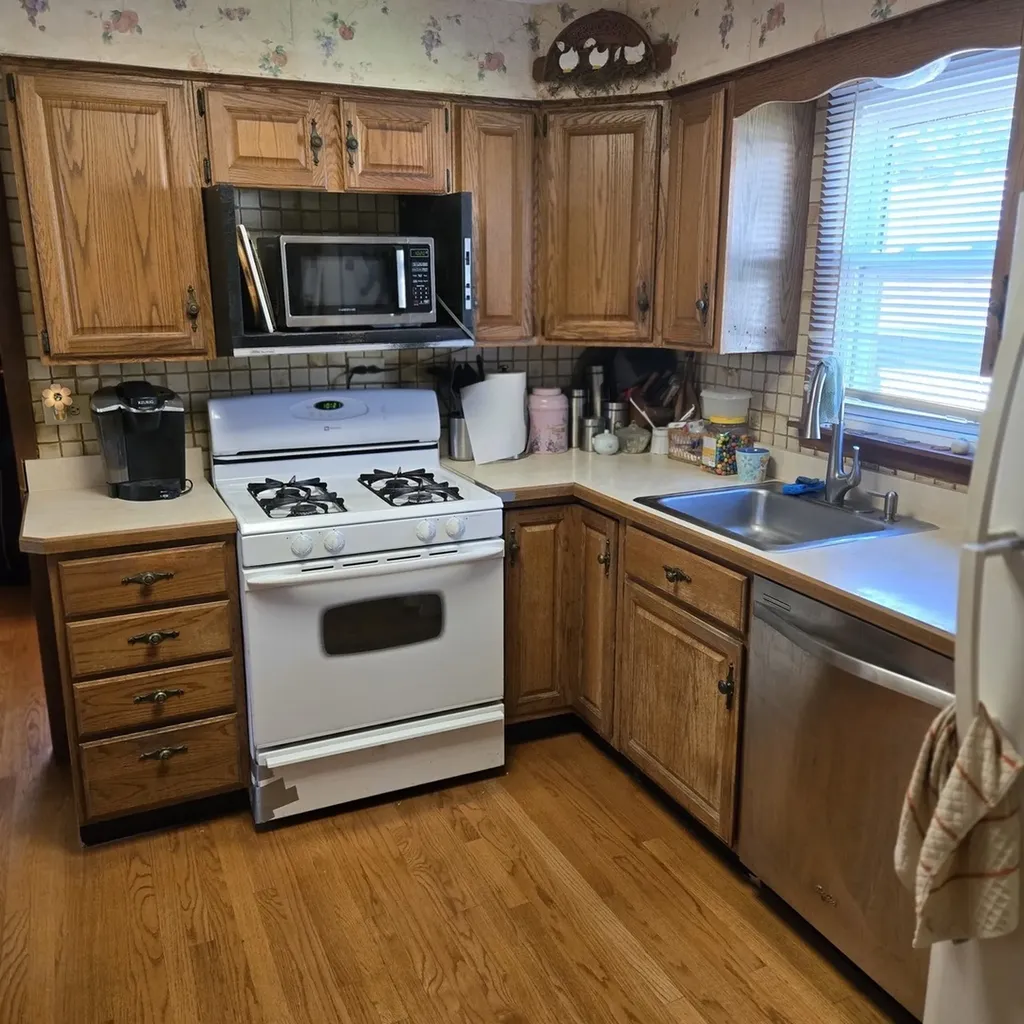 6213 West Newport Avenue Chicago IL 60634