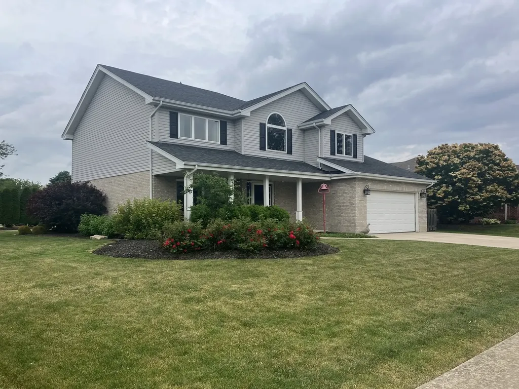1061 Coyote Trail New Lenox IL 60451