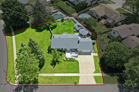 218 Windridge Drive Mchenry IL 60050