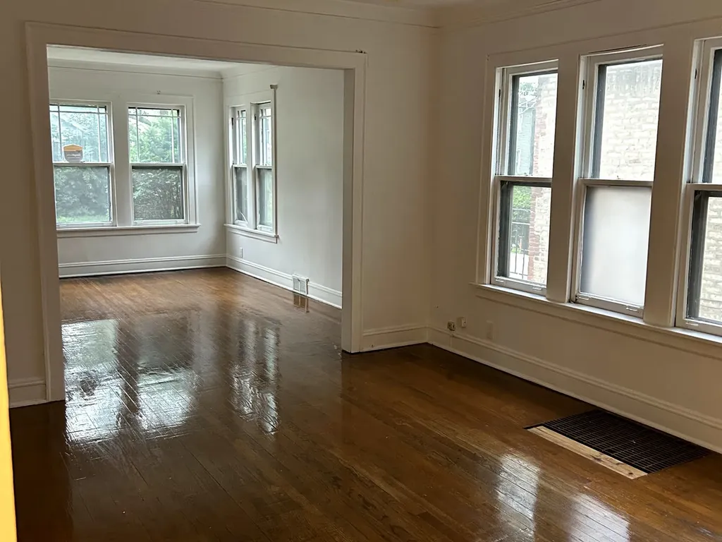 12018 South Wentworth Avenue Chicago IL 60628