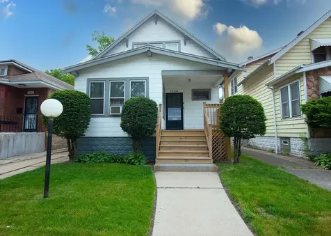 12018 South Wentworth Avenue Chicago IL 60628