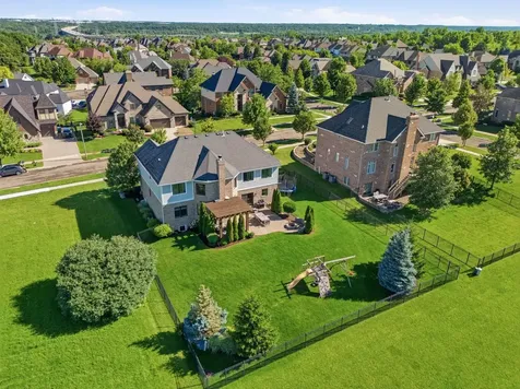 12605 Thornberry Drive Lemont IL 60439