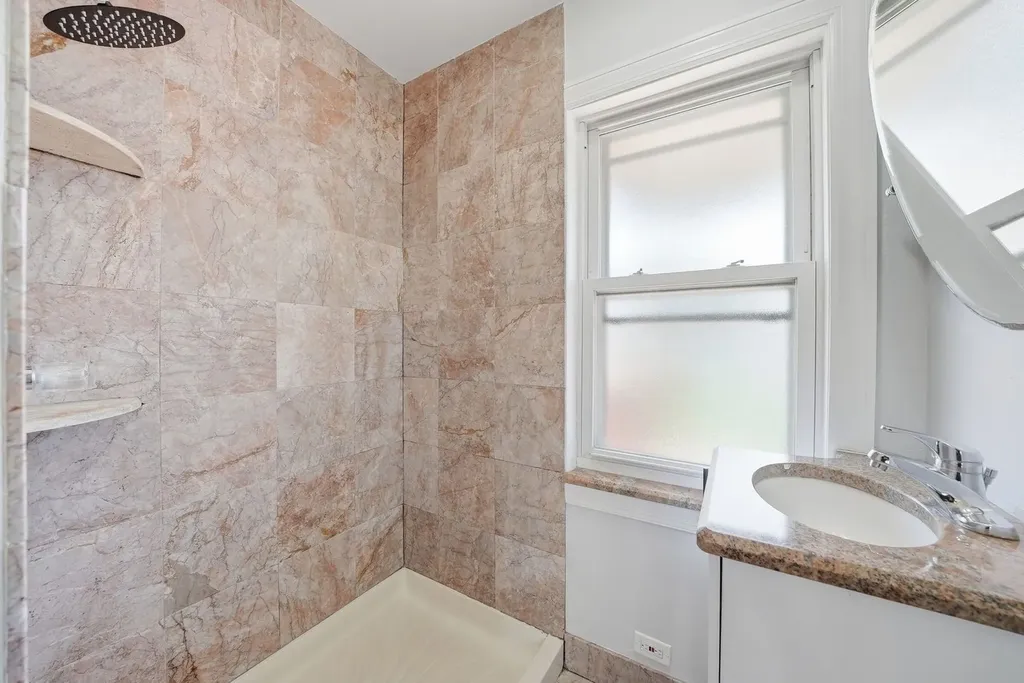 6337 South Lorel Avenue Chicago IL 60638