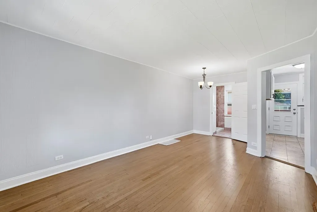 6337 South Lorel Avenue Chicago IL 60638