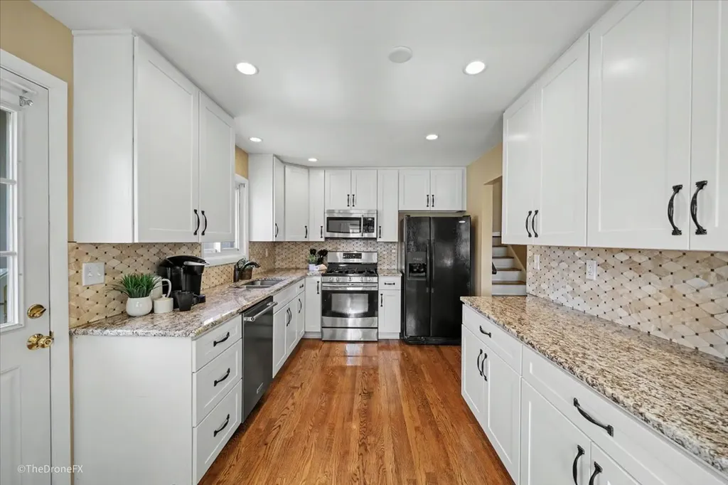767 North Willow Road Elmhurst IL 60126