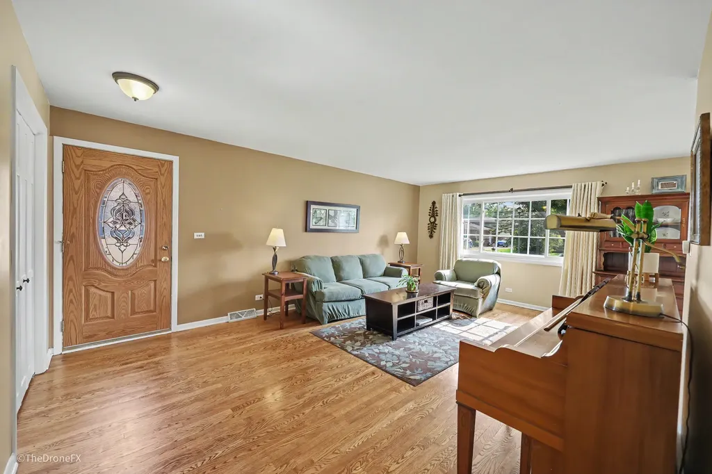767 North Willow Road Elmhurst IL 60126