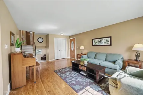 767 North Willow Road Elmhurst IL 60126