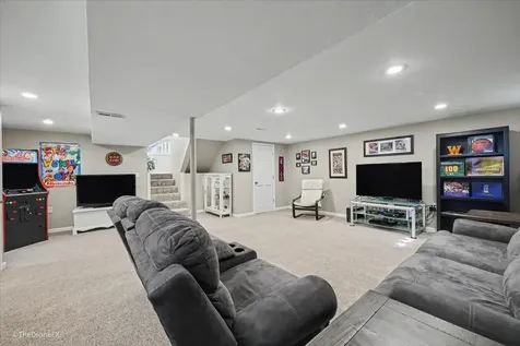 767 North Willow Road Elmhurst IL 60126