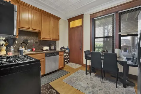 1404 West Flournoy Street Chicago IL 60607