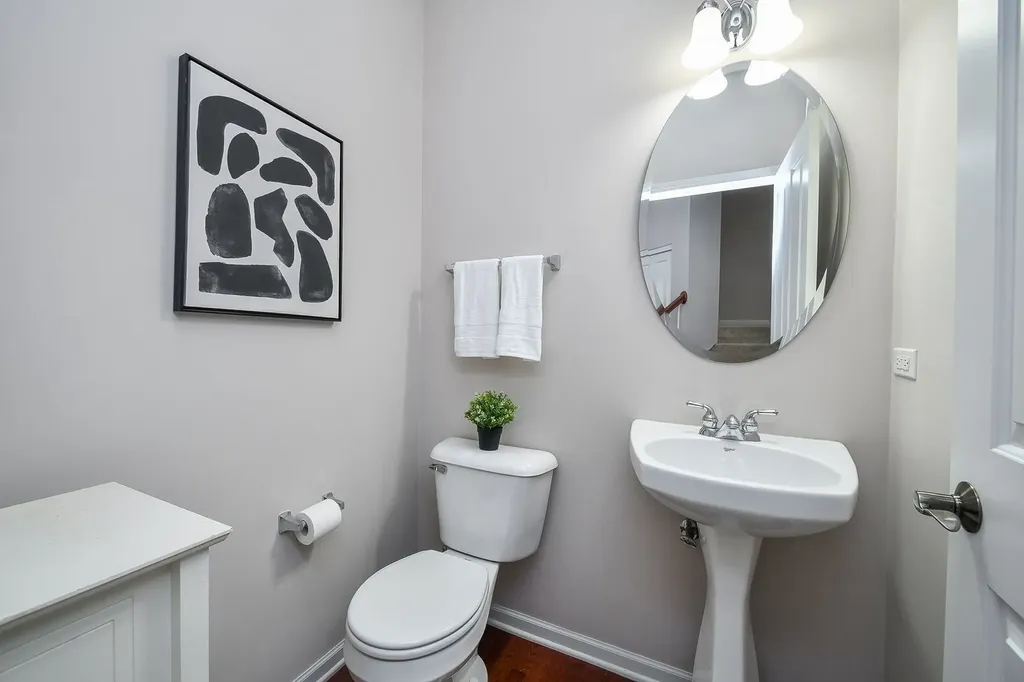 395 Vaughn Circle Aurora IL 60502
