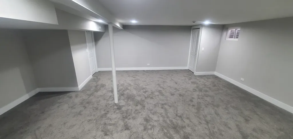 16 West Bailey Road Naperville IL 60565