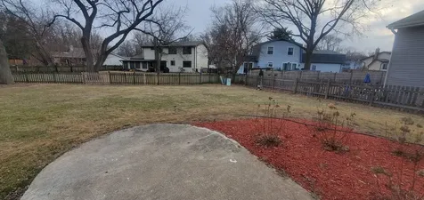 16 West Bailey Road Naperville IL 60565