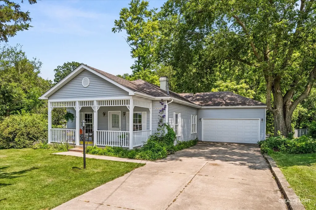 218 North Johnson Street Newark IL 60541