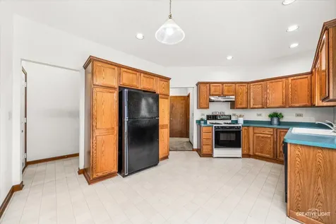 218 North Johnson Street Newark IL 60541