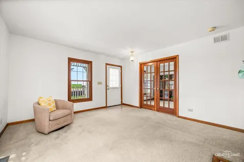 218 North Johnson Street Newark IL 60541