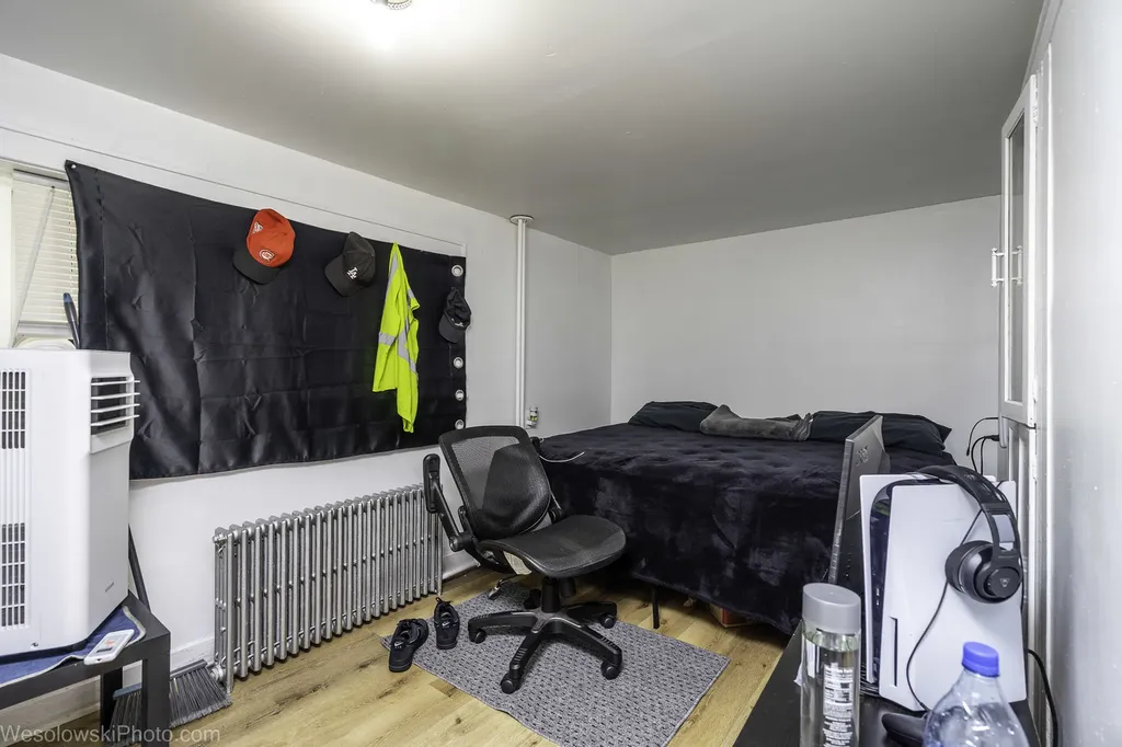 2416 North Rutherford Avenue Chicago IL 60607