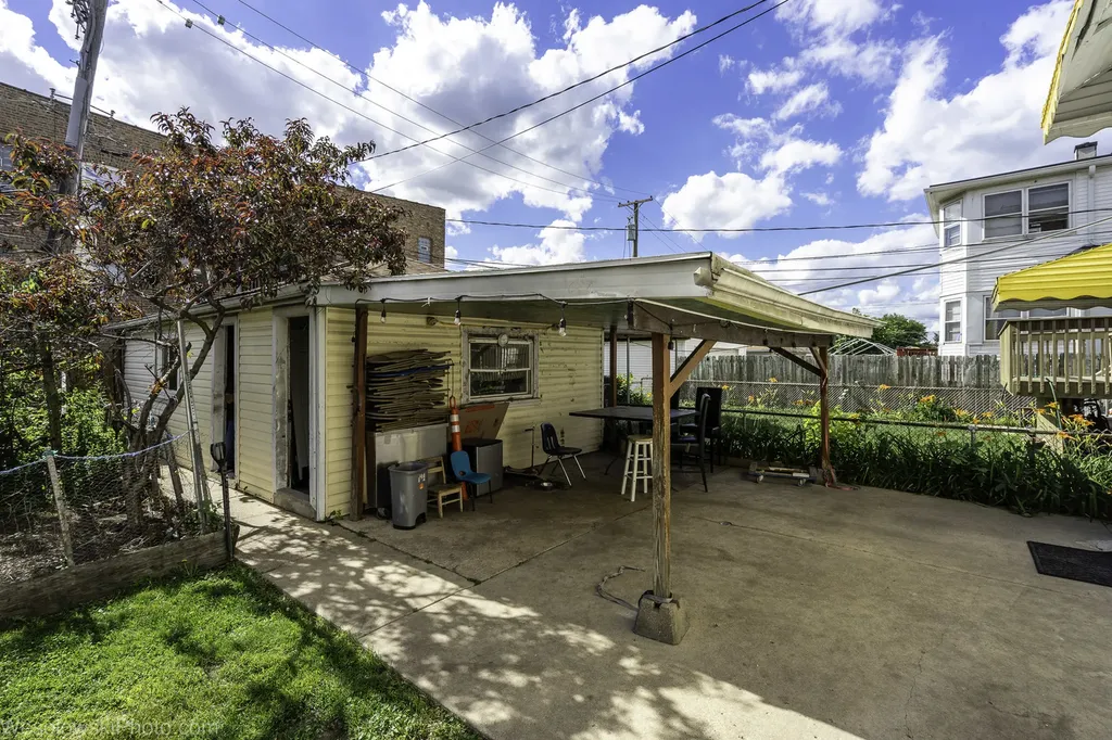 2416 North Rutherford Avenue Chicago IL 60607