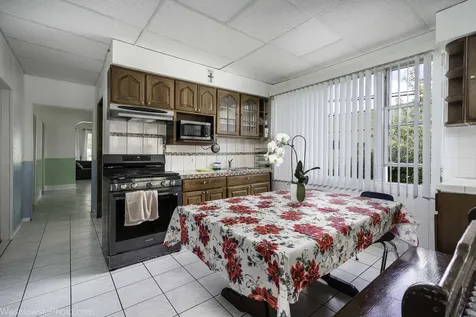 2416 North Rutherford Avenue Chicago IL 60607