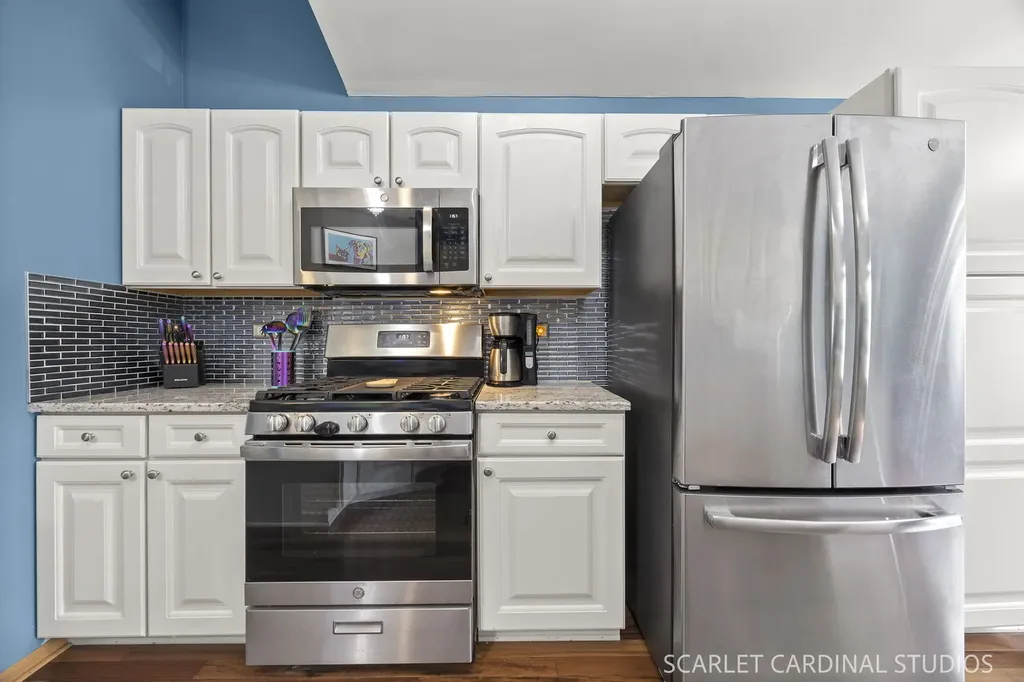 2413 Wilton Lane Aurora IL 60502