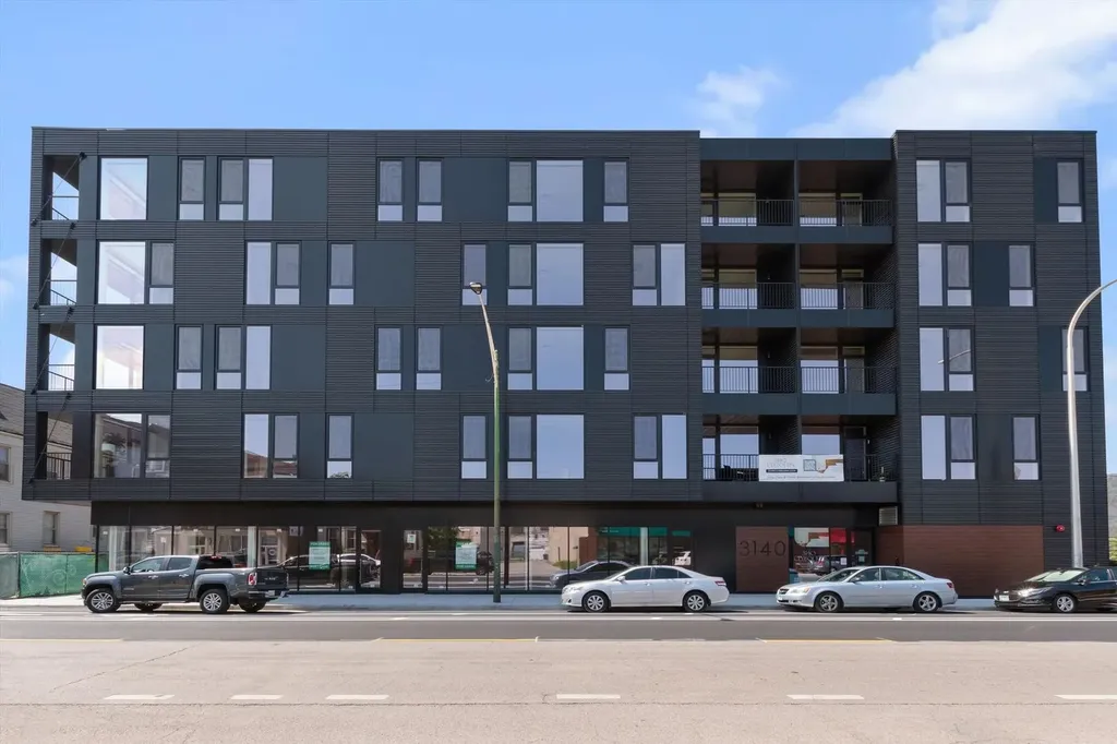 3140 North Clybourn Avenue Chicago IL 60657