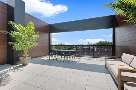3140 North Clybourn Avenue Chicago IL 60657