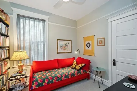 2040 North Hoyne Avenue Chicago IL 60647
