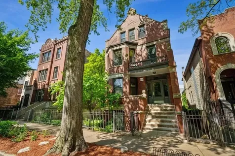 2040 North Hoyne Avenue Chicago IL 60647
