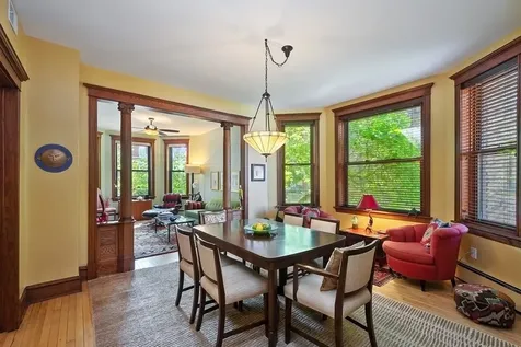 2040 North Hoyne Avenue Chicago IL 60647