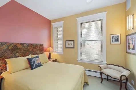 2040 North Hoyne Avenue Chicago IL 60647