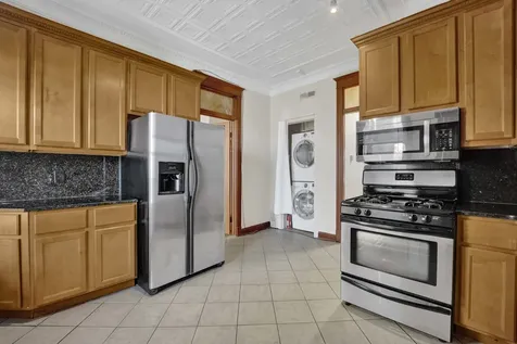 1404 West Flournoy Street Chicago IL 60607
