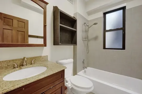 1404 West Flournoy Street Chicago IL 60607