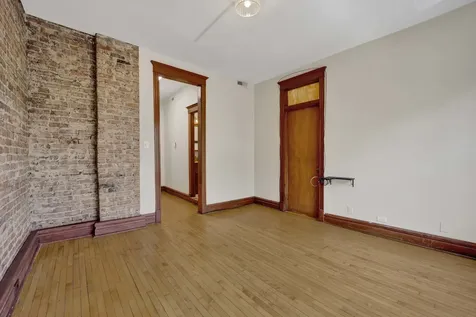 1404 West Flournoy Street Chicago IL 60607