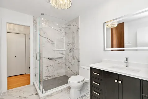 2019 East Avon Lane Arlington Heights IL 60004