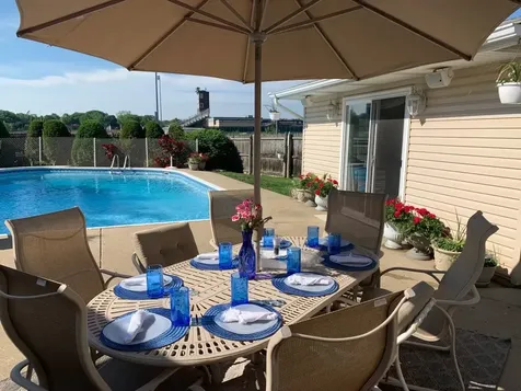 2019 East Avon Lane Arlington Heights IL 60004