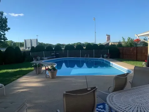 2019 East Avon Lane Arlington Heights IL 60004