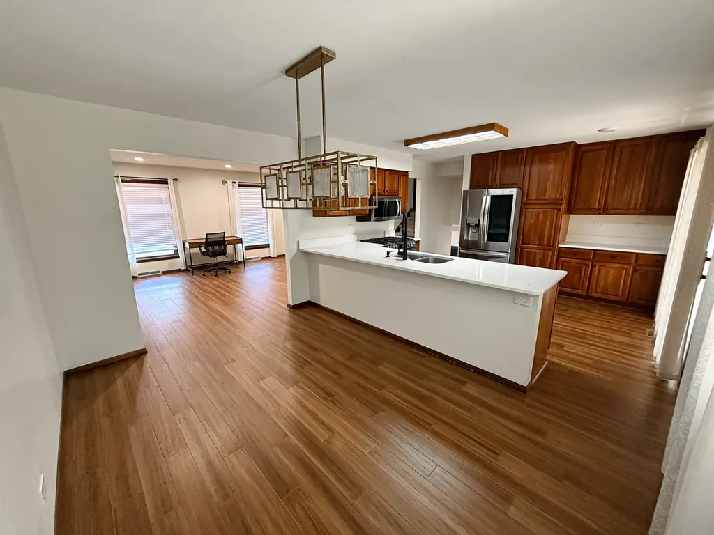800 Marston Avenue Glen Ellyn IL 60137