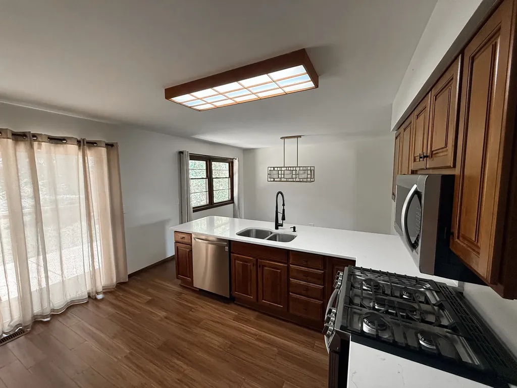 800 Marston Avenue Glen Ellyn IL 60137