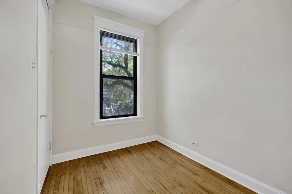 616 South Loomis Street Chicago IL 60607