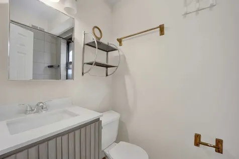 616 South Loomis Street Chicago IL 60607